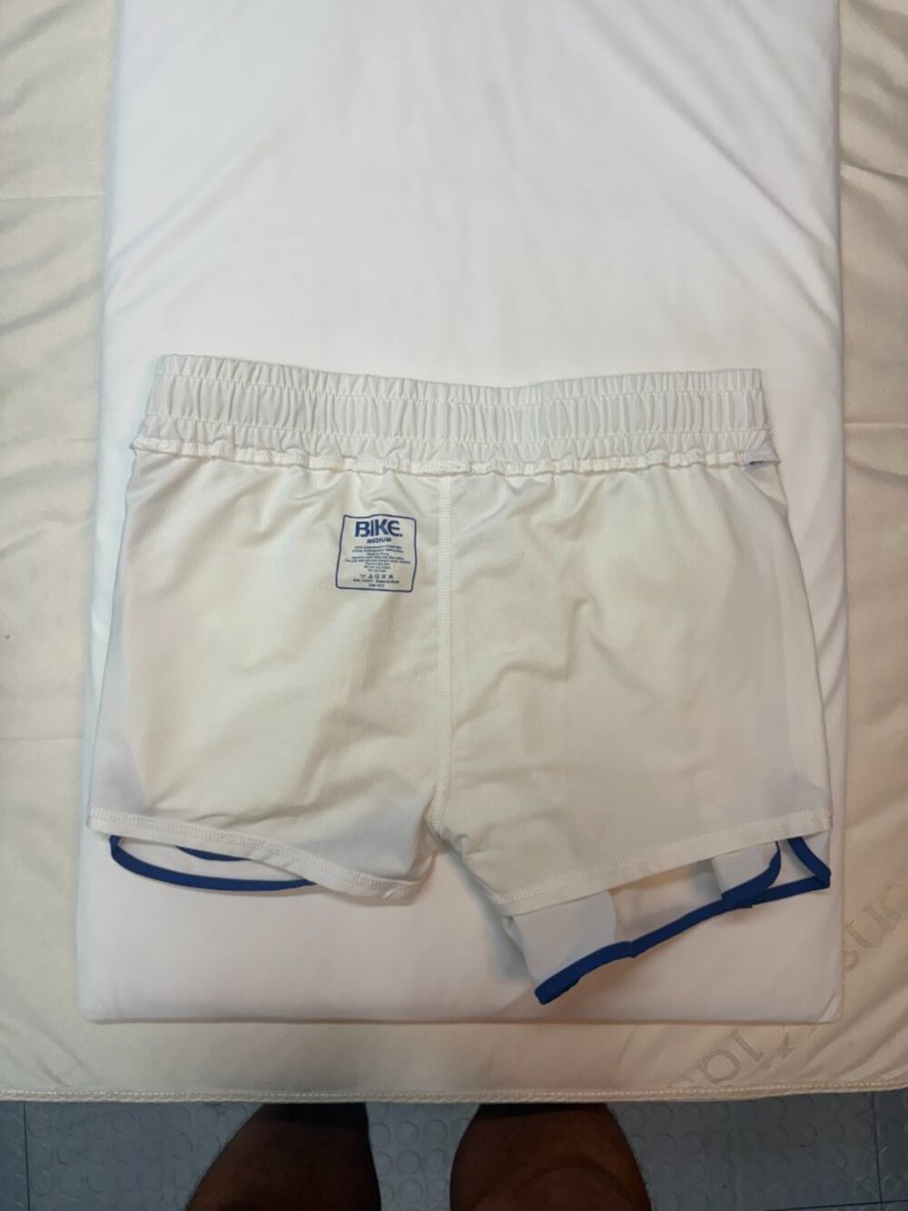 BIKE Athletic Heritage Lined Dolphin Shorts White Blue Trim Sz M - Picture 5 of 5